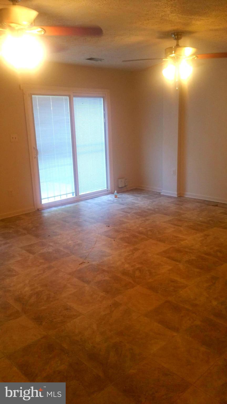 HILLCREST TOWNE - Residential