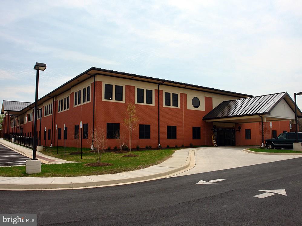 826 WASHINGTON ROAD 112