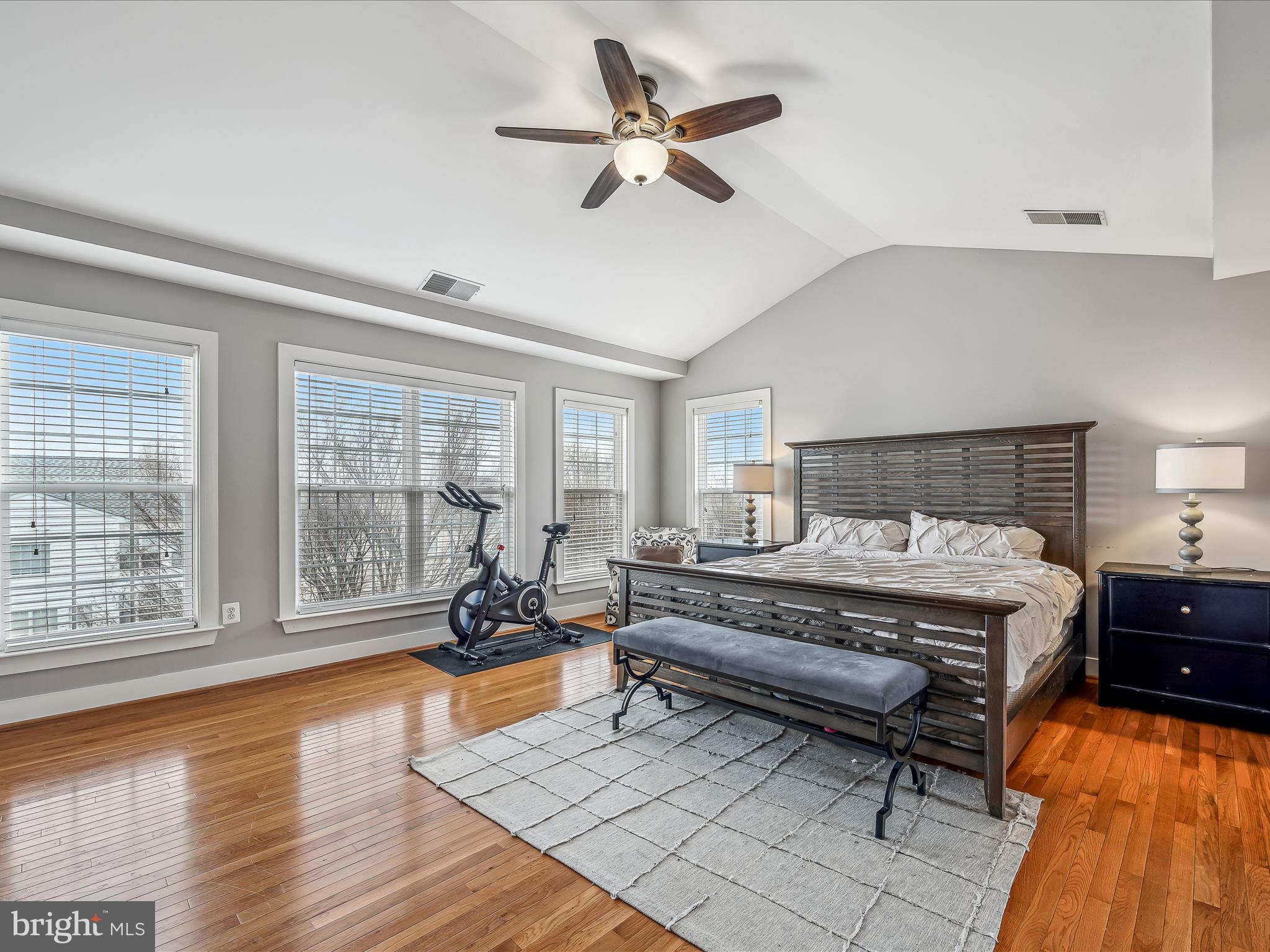 HUNTFIELD - Residential