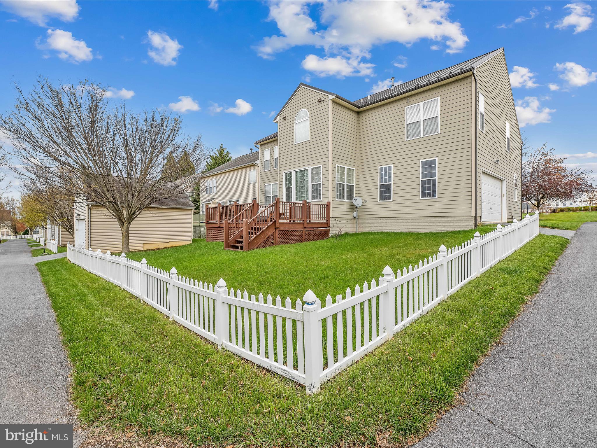 HUNTFIELD - Residential