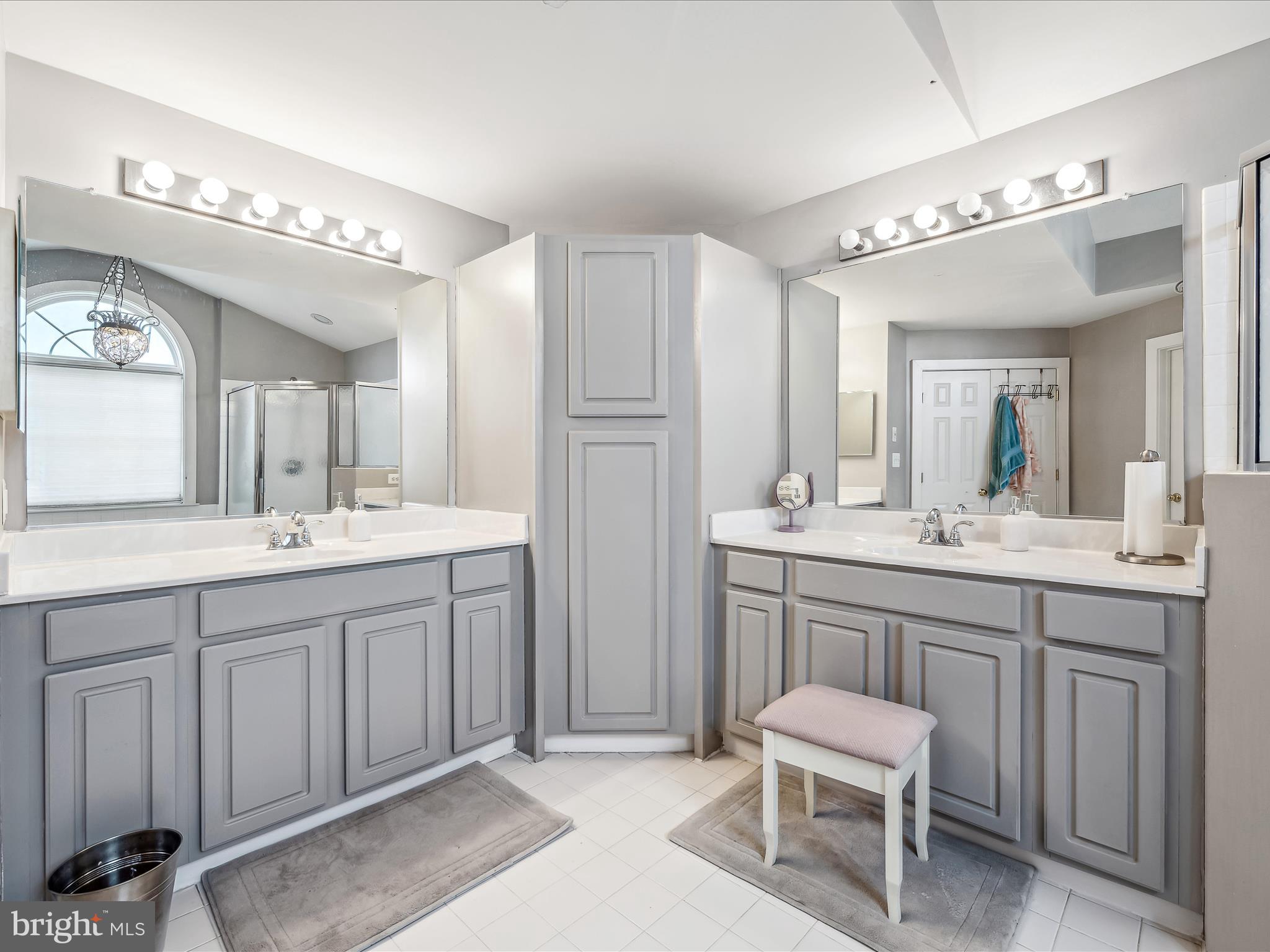 HUNTFIELD - Residential