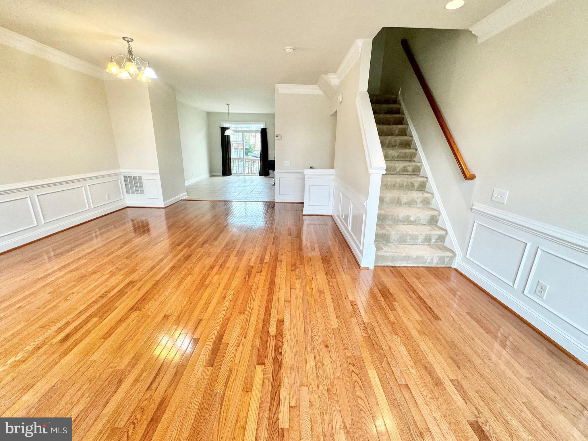 GOOSE CREEK VILLAGE NORTH - Residential Lease