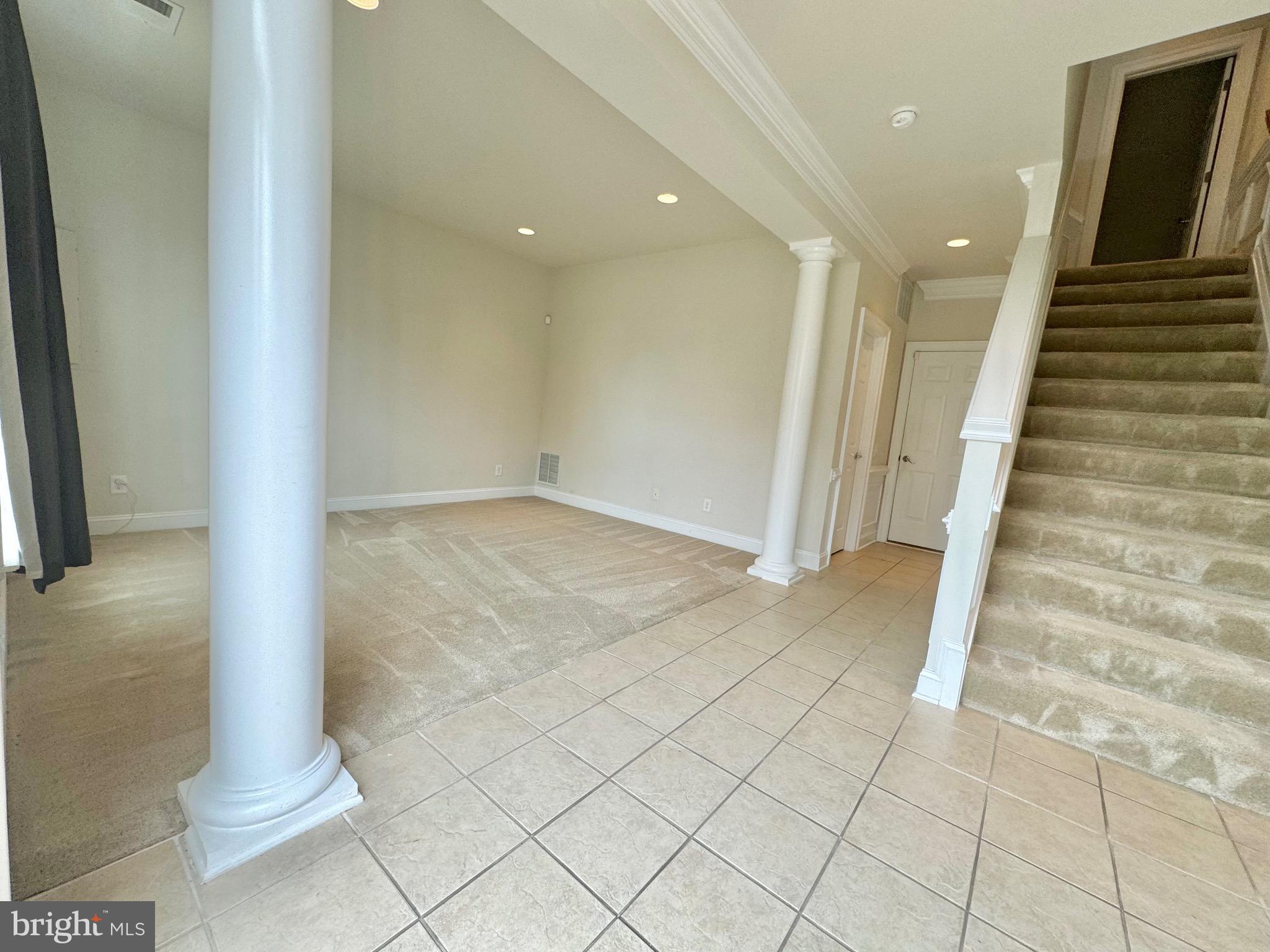 GOOSE CREEK VILLAGE NORTH - Residential Lease