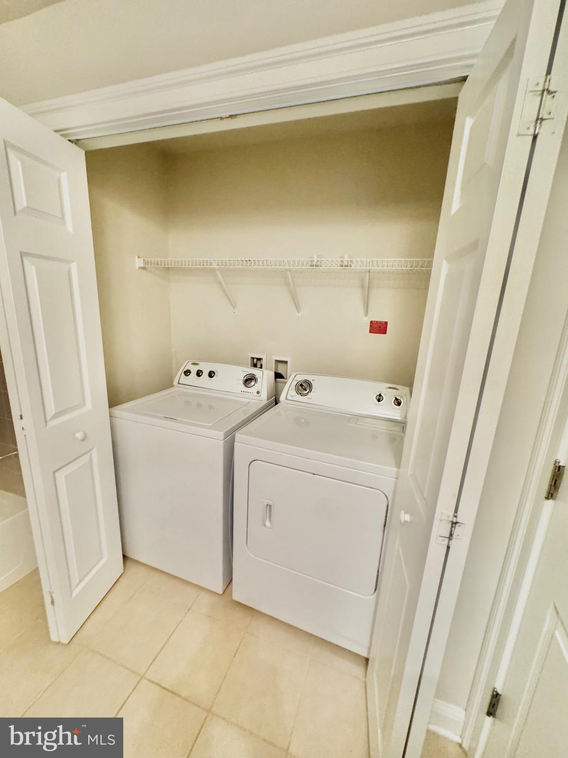 GOOSE CREEK VILLAGE NORTH - Residential Lease