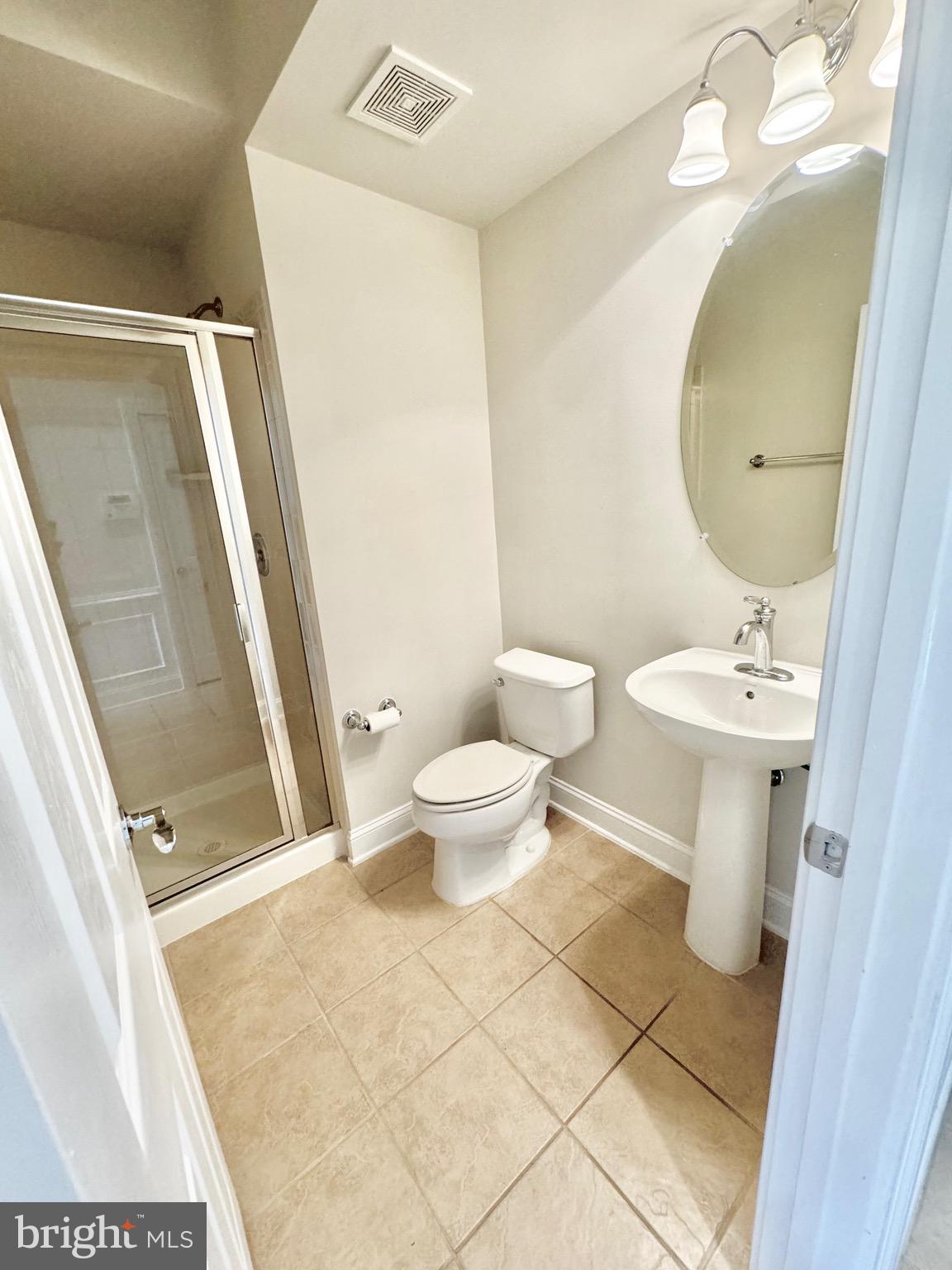 GOOSE CREEK VILLAGE NORTH - Residential Lease