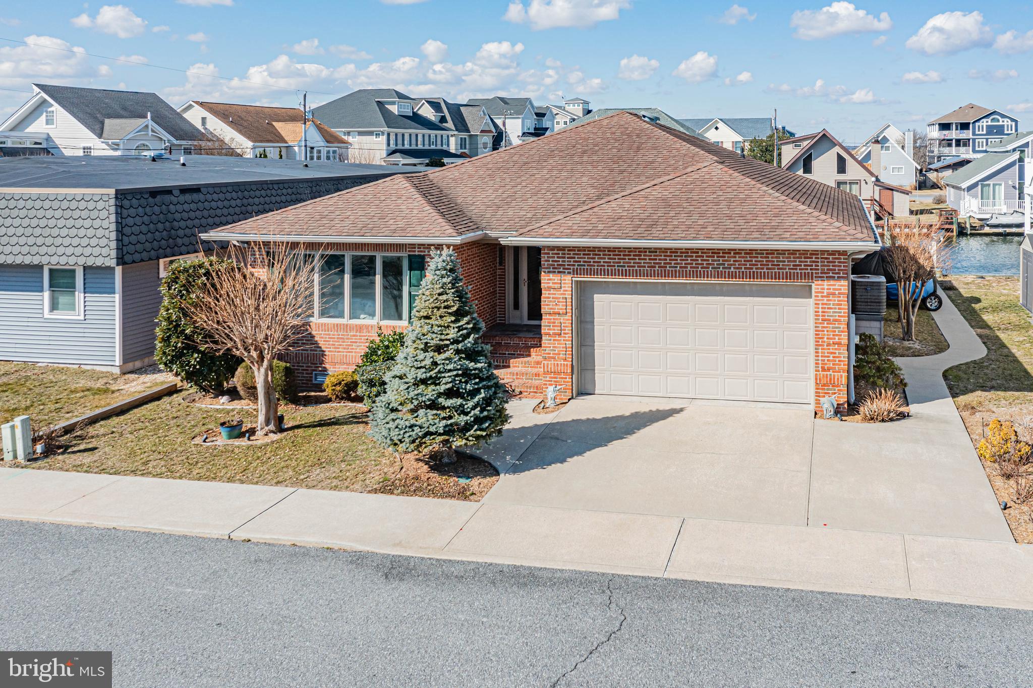 CAINE KEYS II EXT - Residential