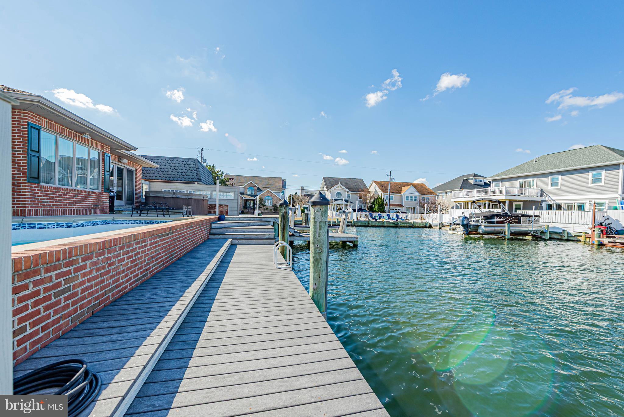 CAINE KEYS II EXT - Residential