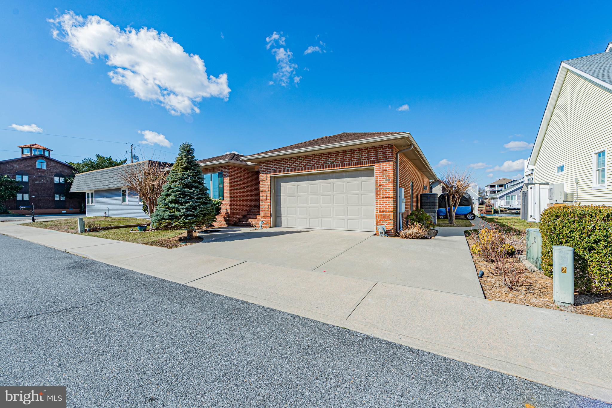 CAINE KEYS II EXT - Residential