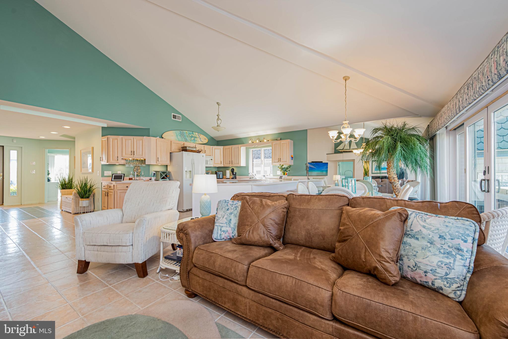 CAINE KEYS II EXT - Residential