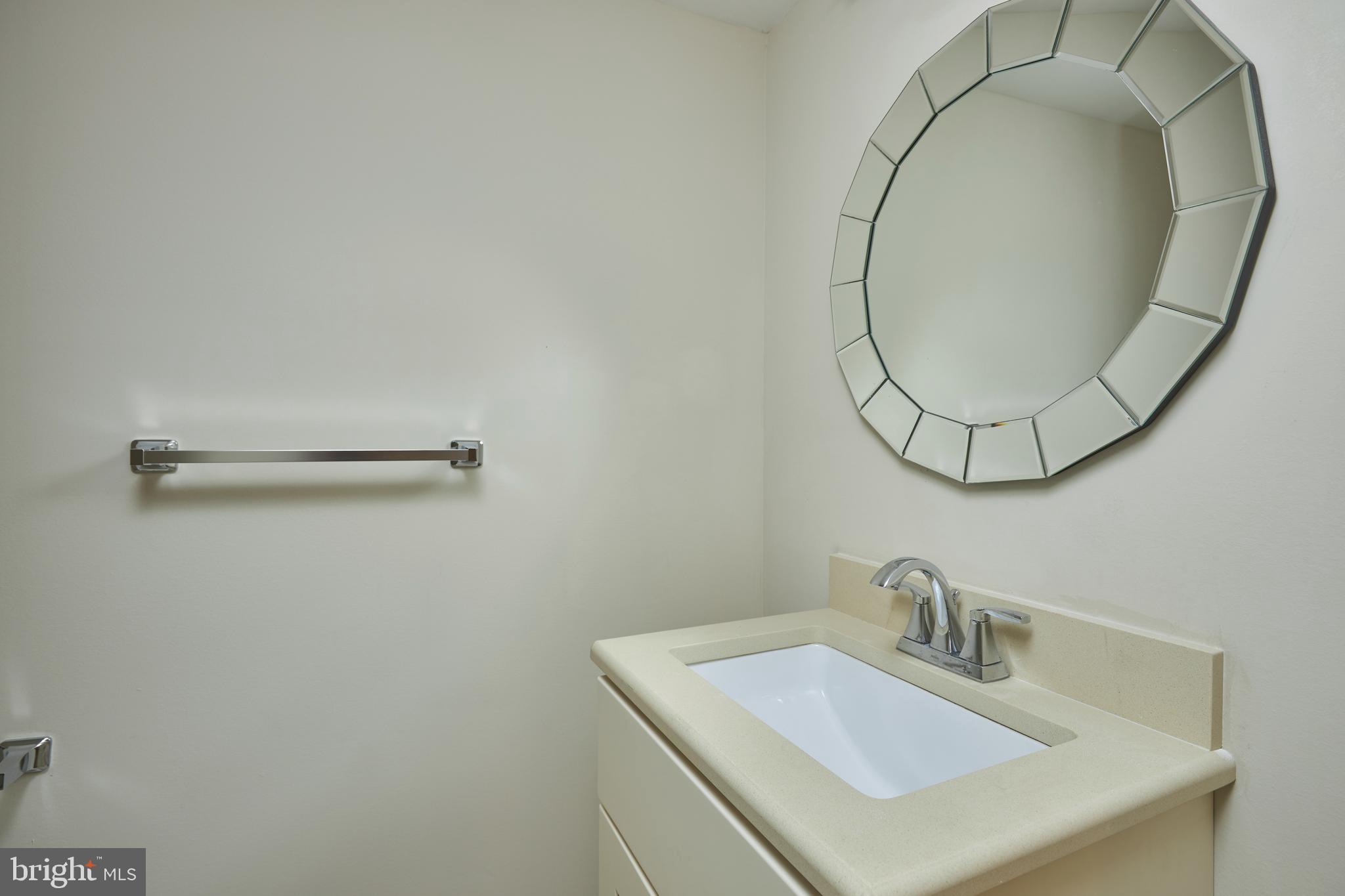 WINDSOR HILLS - Residential