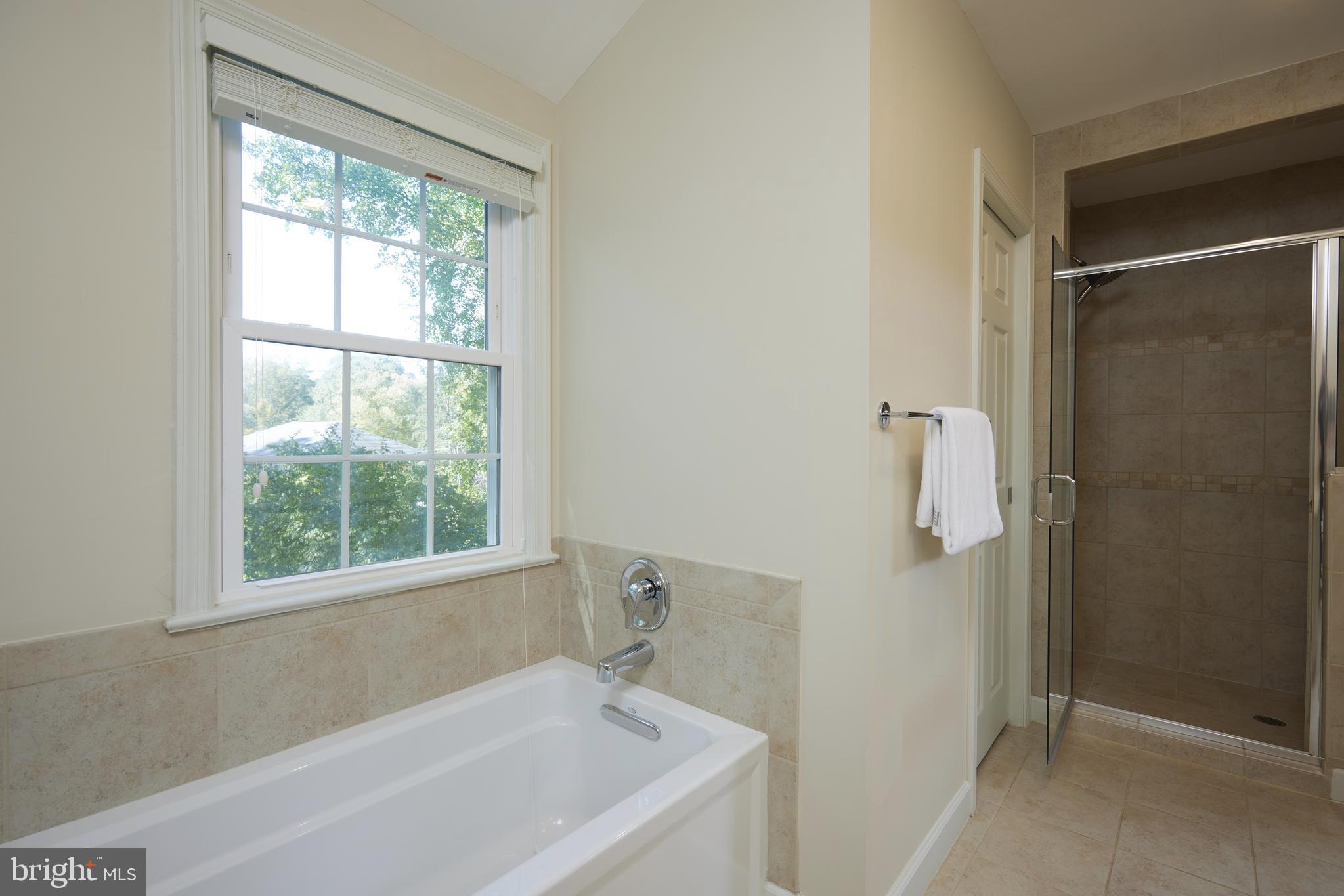 WINDSOR HILLS - Residential