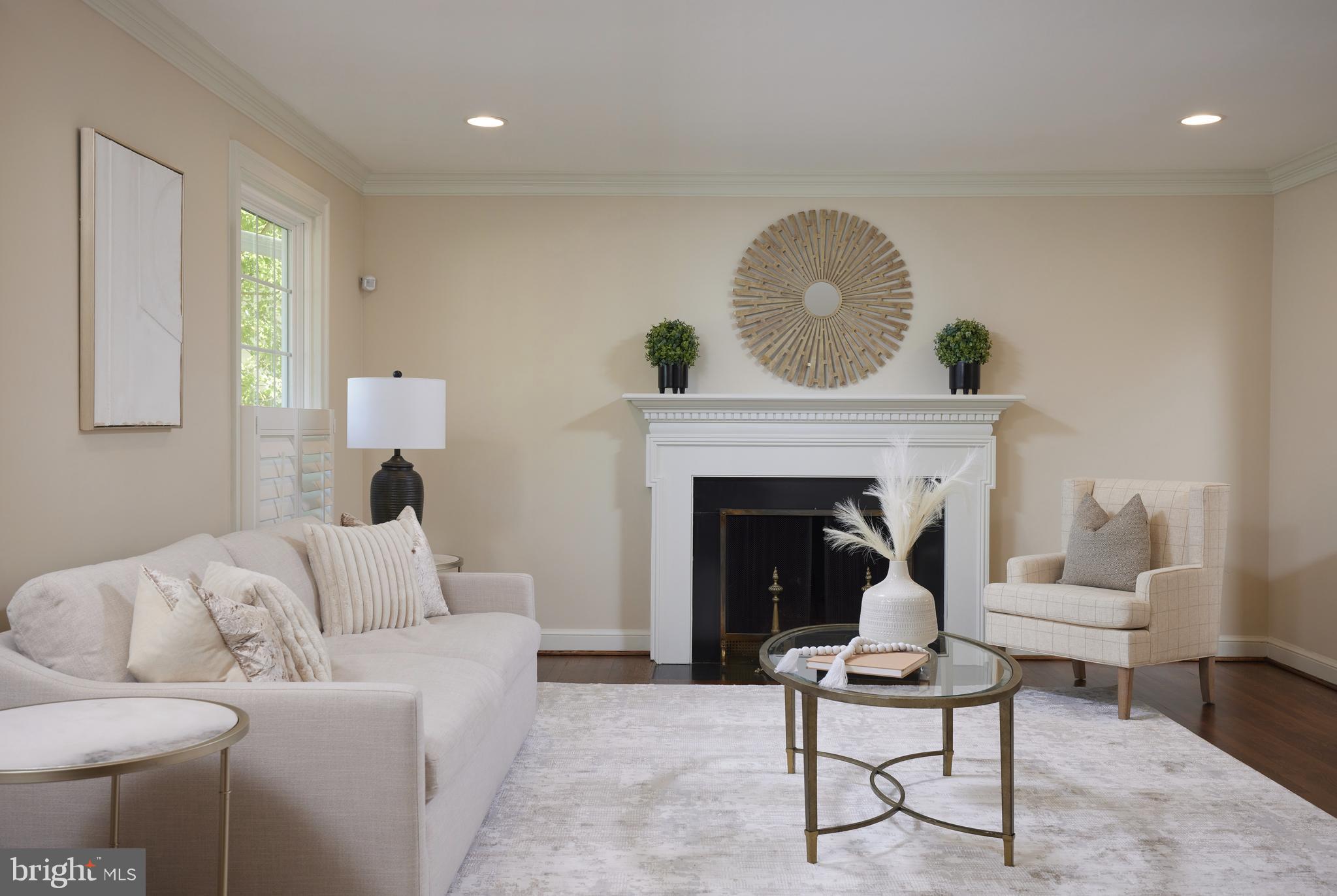 WINDSOR HILLS - Residential