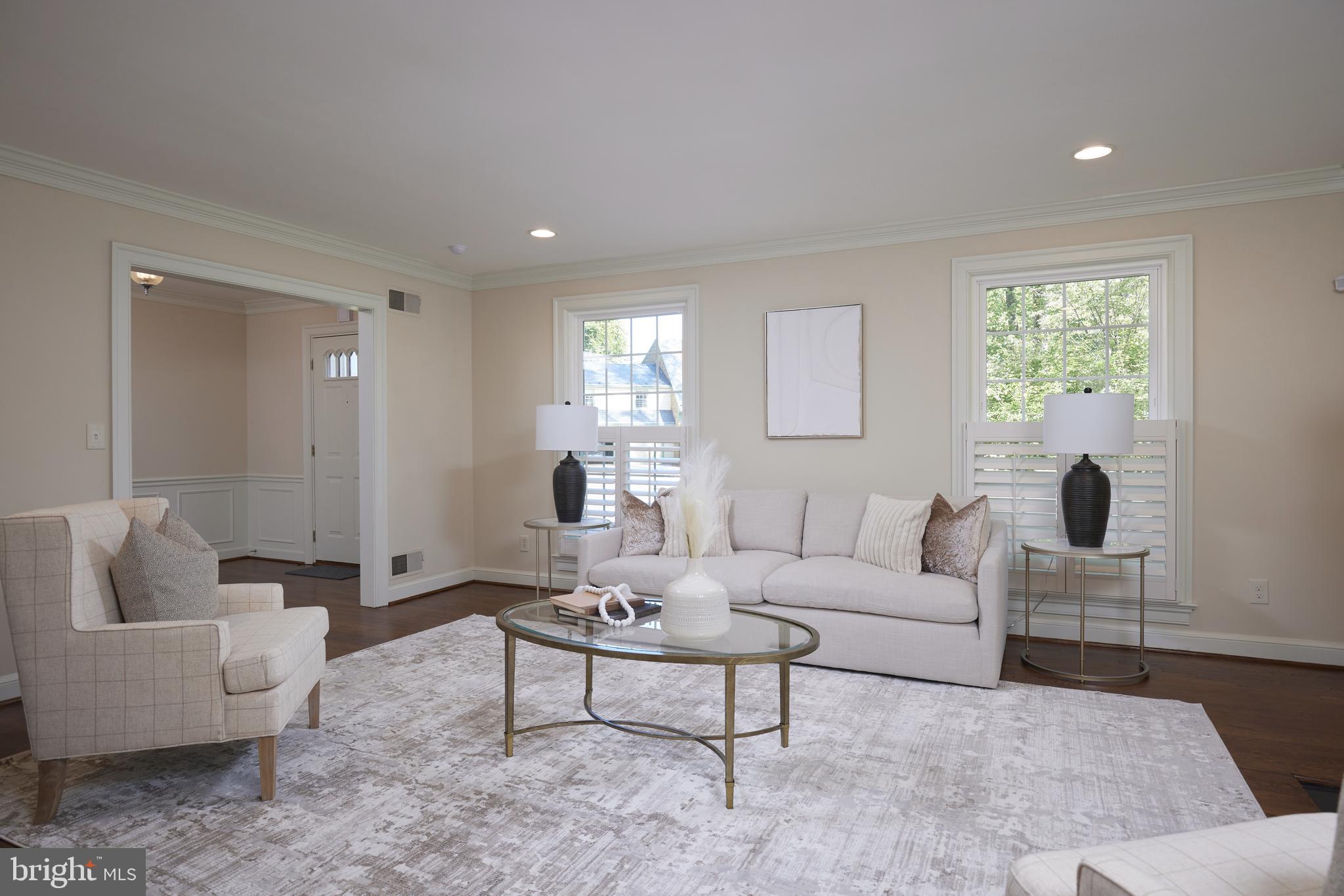 WINDSOR HILLS - Residential