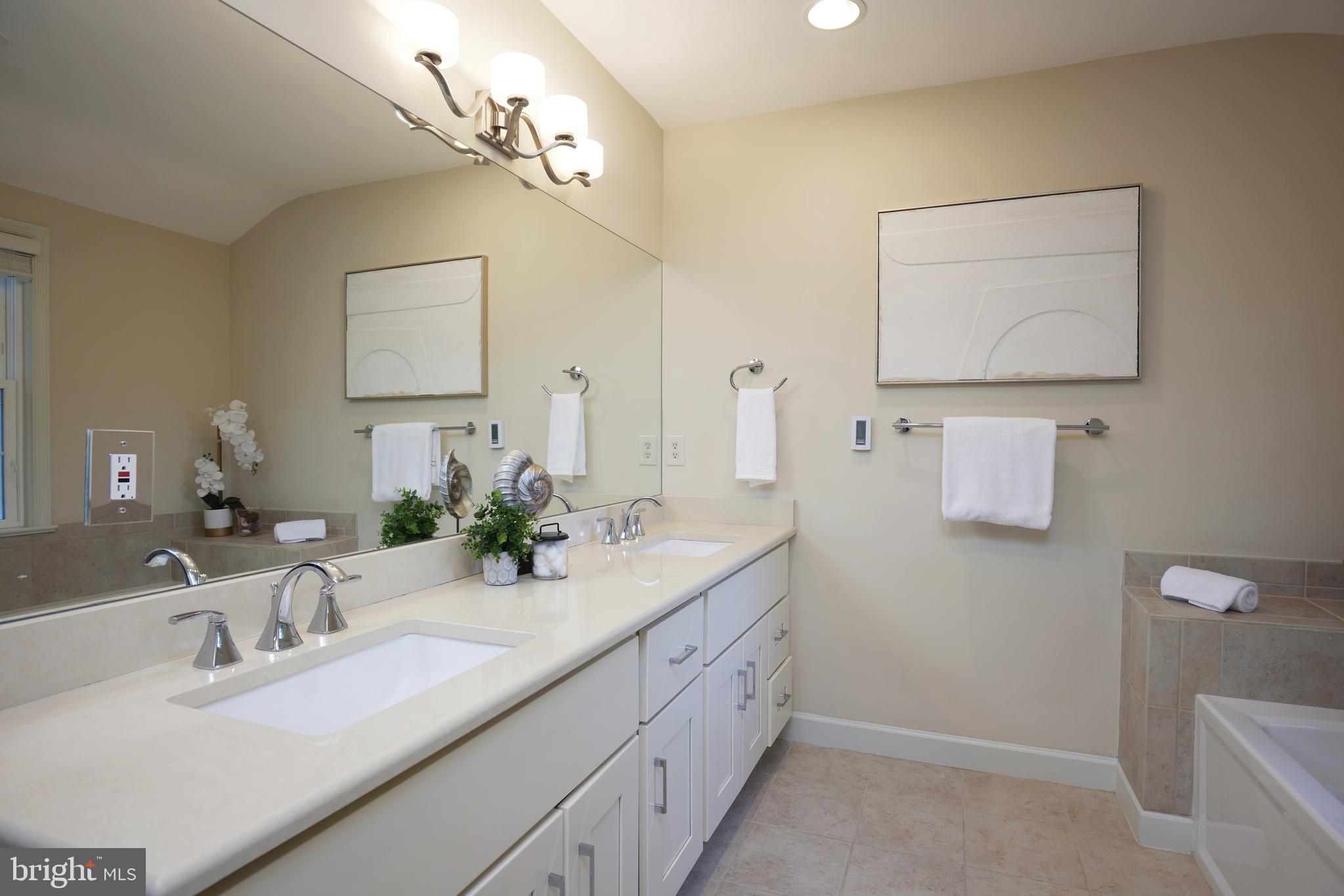 WINDSOR HILLS - Residential