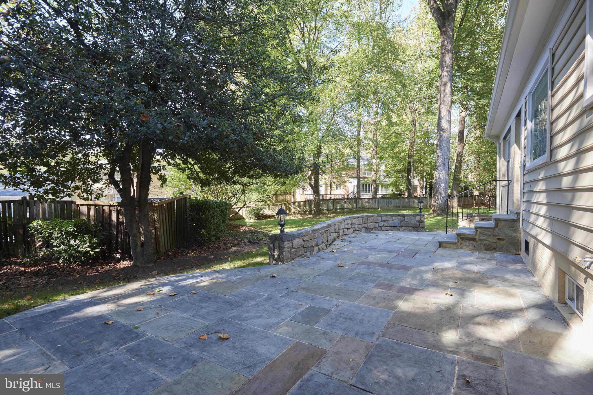 WINDSOR HILLS - Residential