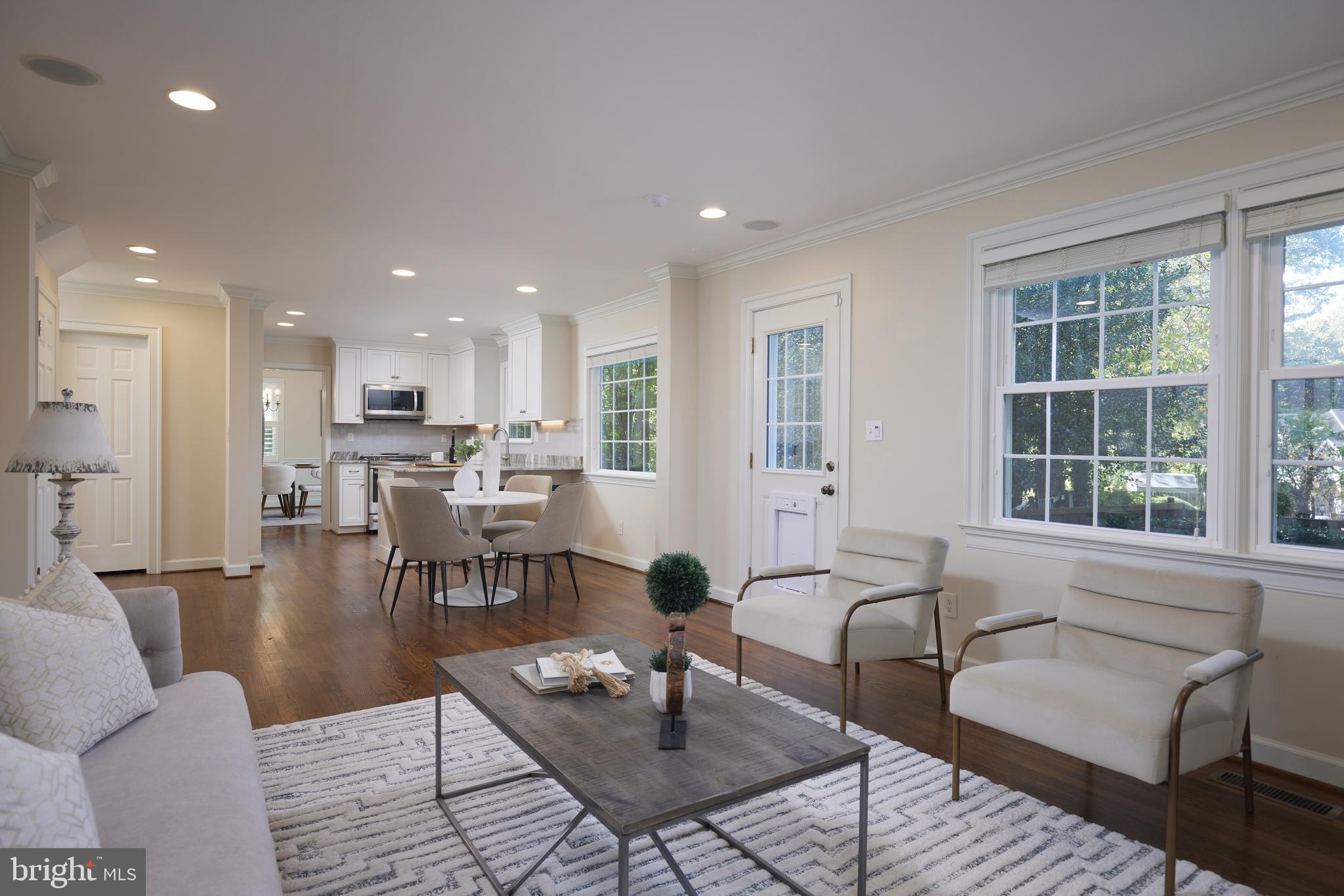 WINDSOR HILLS - Residential