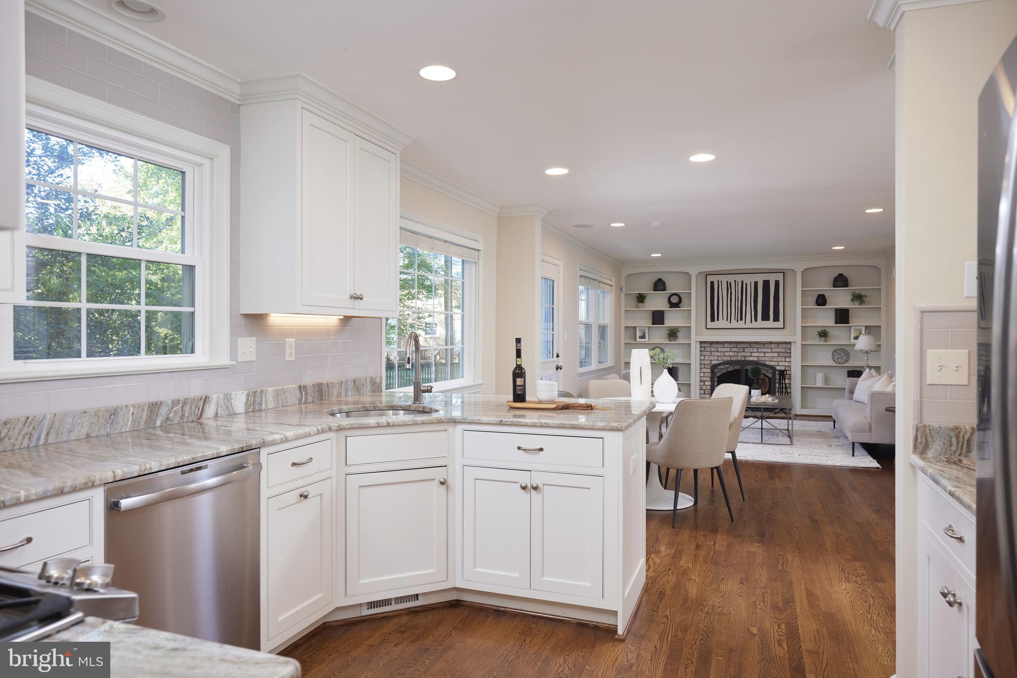 WINDSOR HILLS - Residential