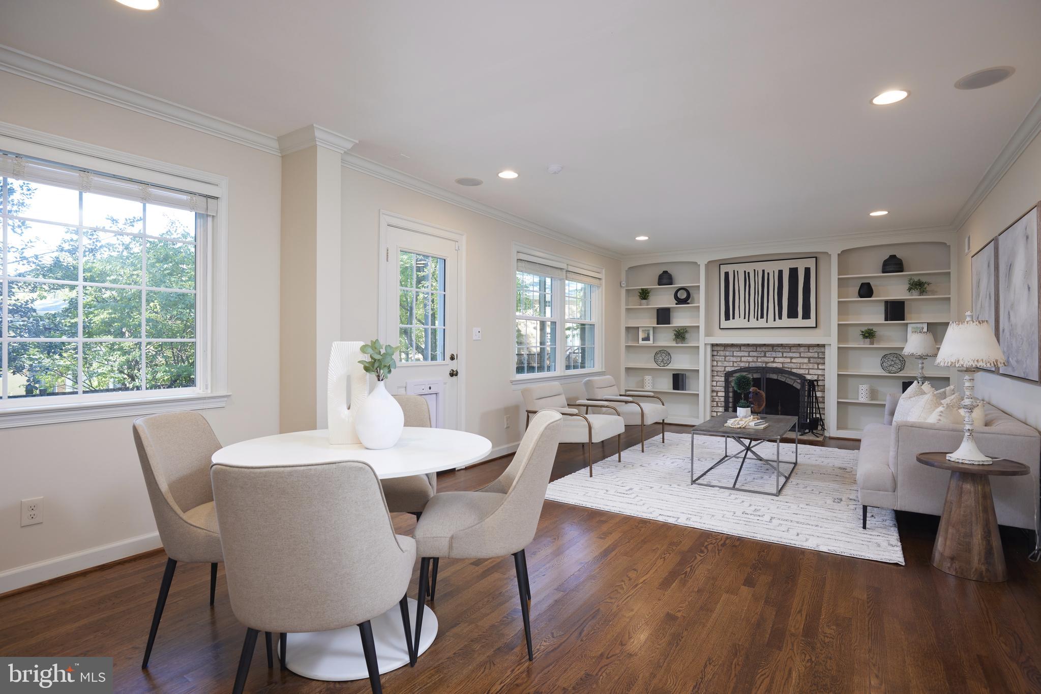 WINDSOR HILLS - Residential