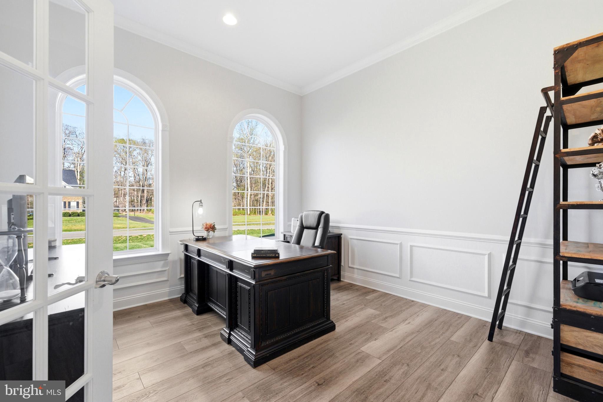 TWIN PONDS - Residential