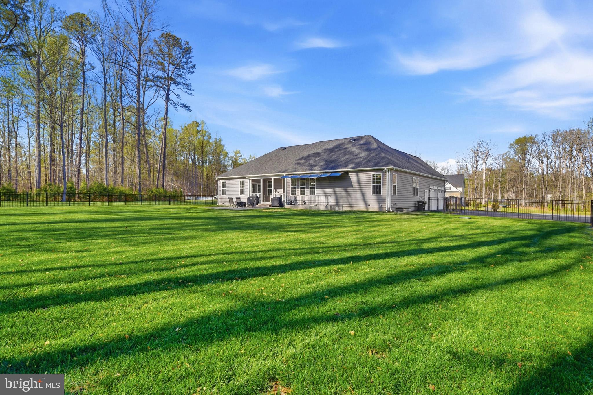 TWIN PONDS - Residential