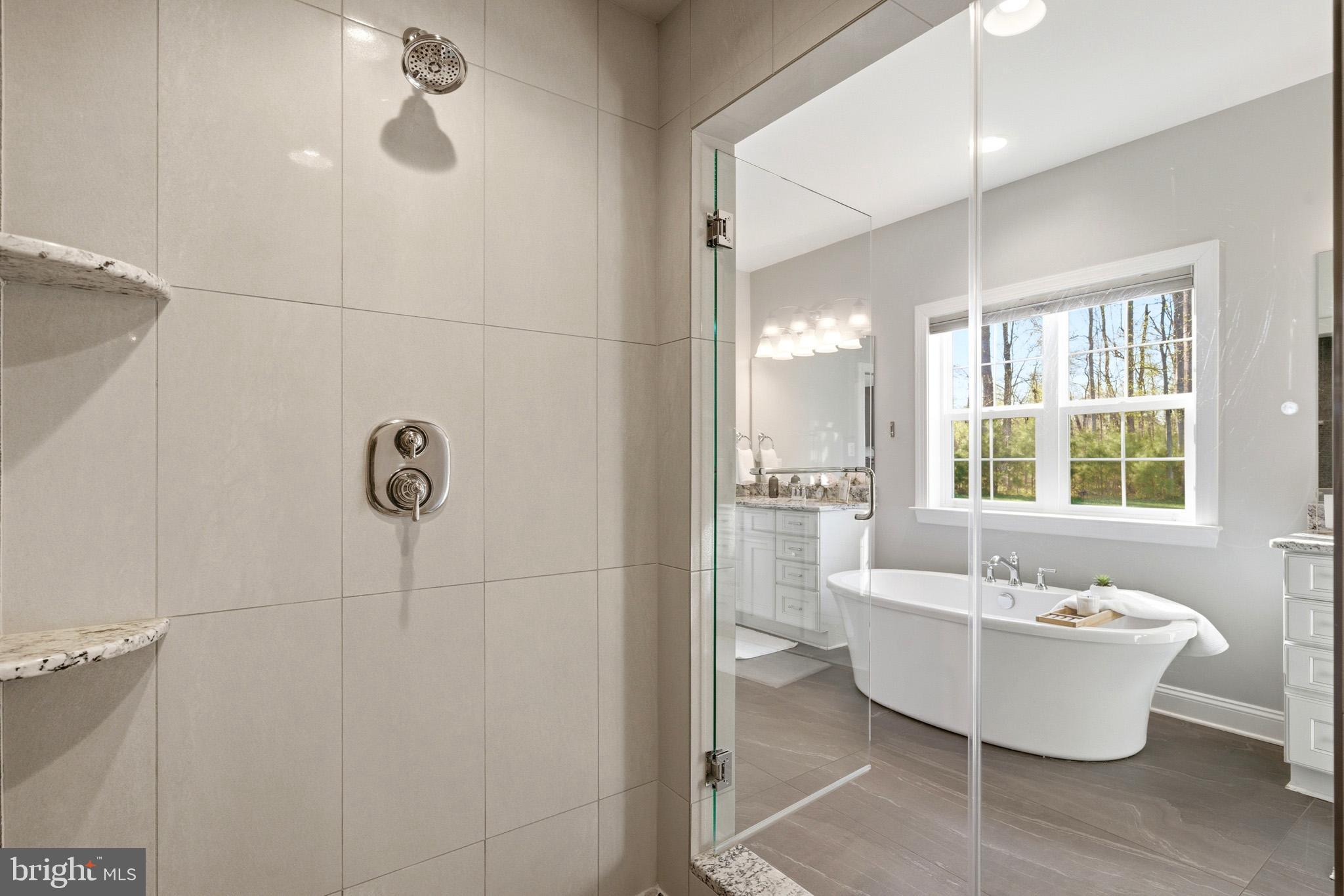 TWIN PONDS - Residential