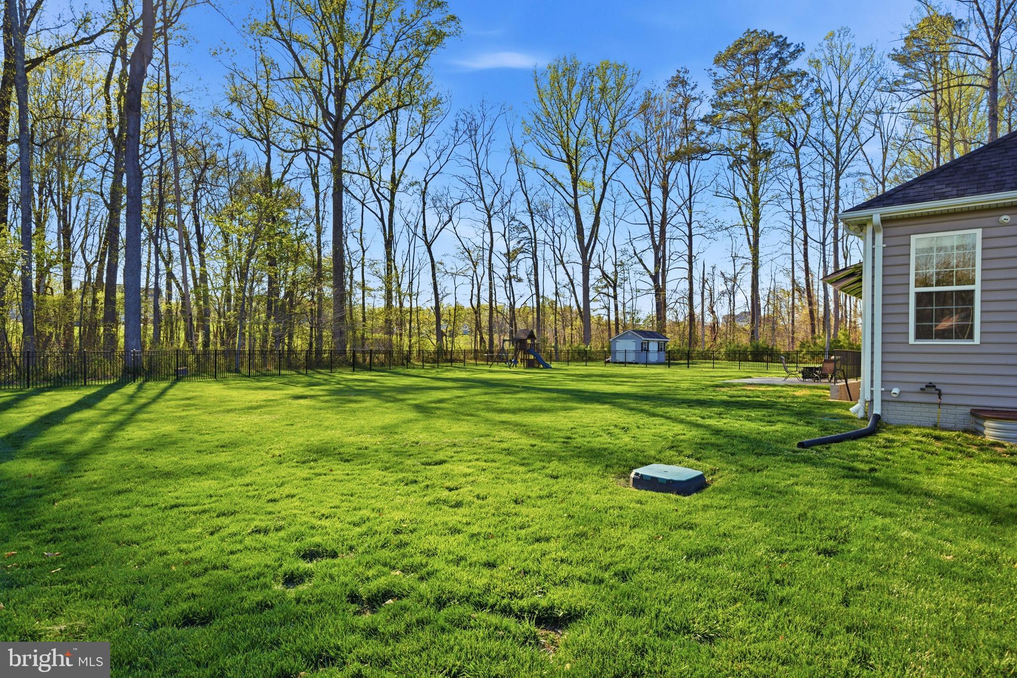 TWIN PONDS - Residential