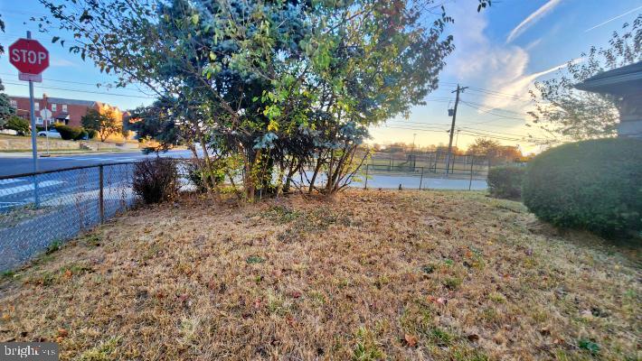 1038-1036 E MOUNT PLEASANT AVENUE