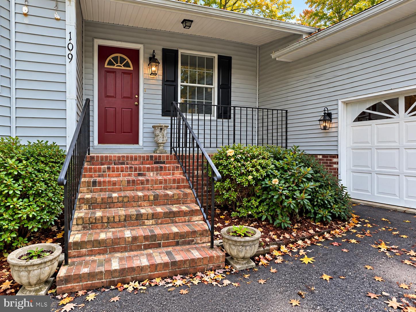 109 BIRCHSIDE CIRCLE