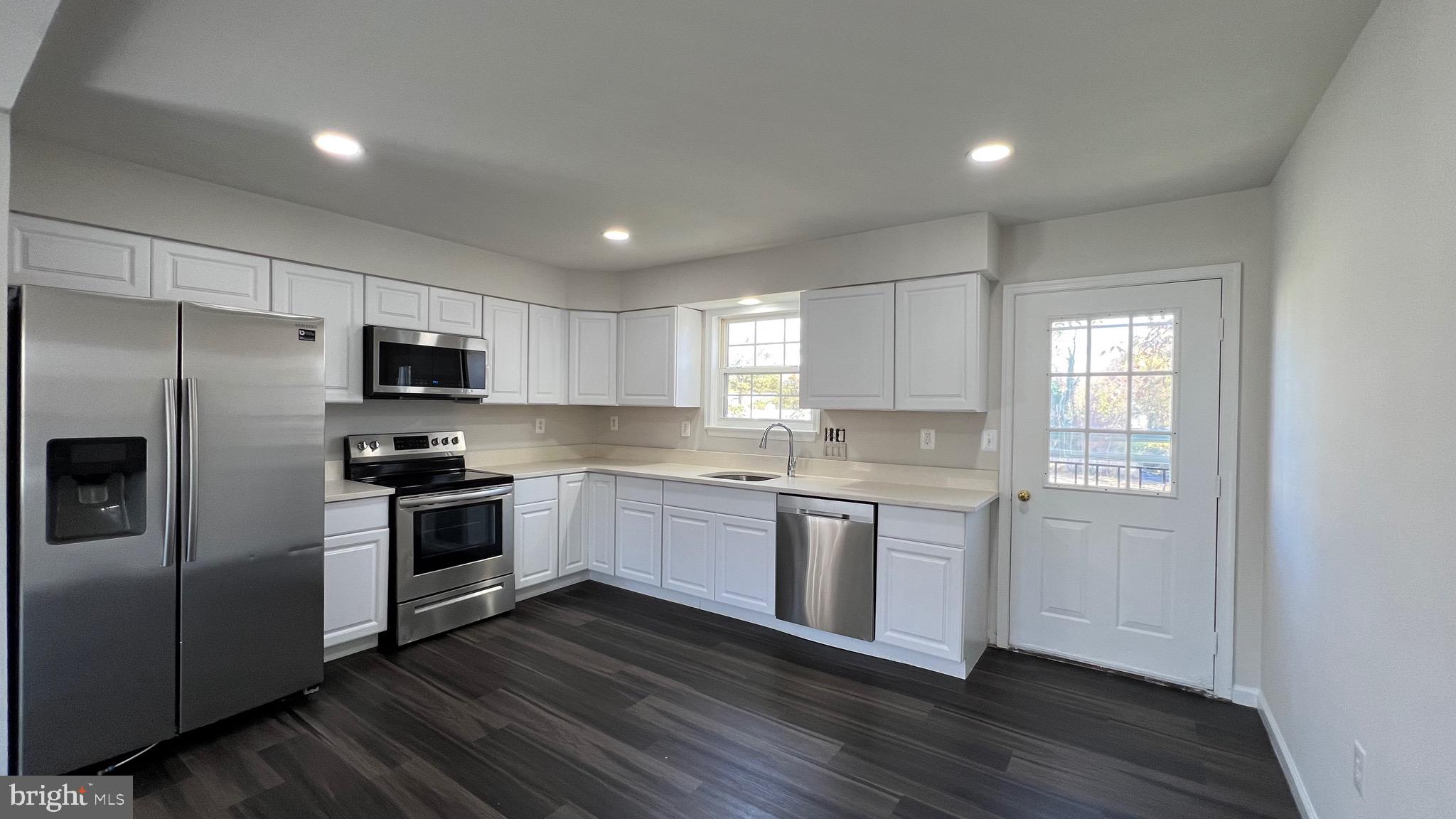 UPPER MORNINGSIDE - Residential Lease