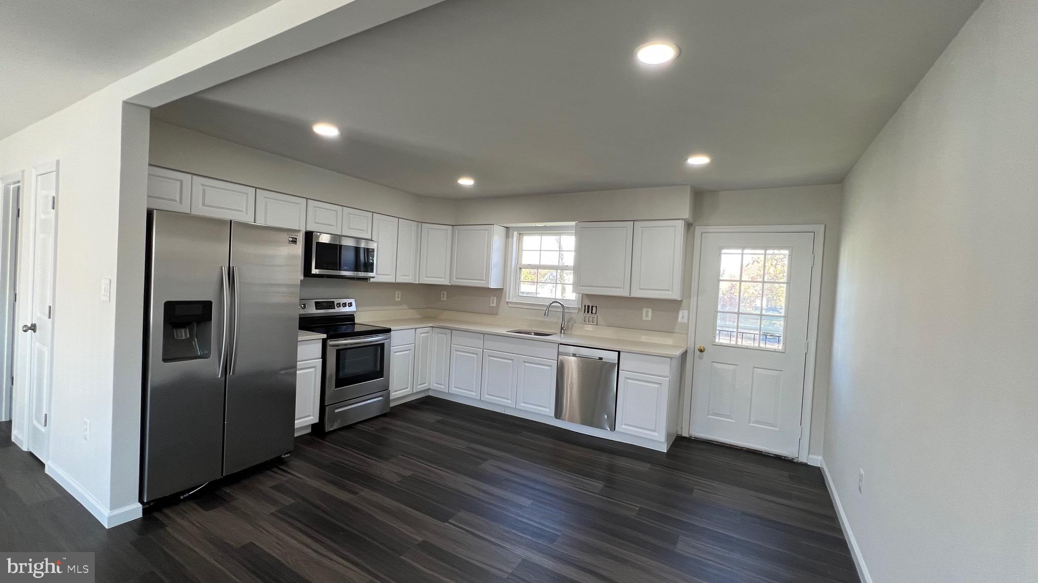 UPPER MORNINGSIDE - Residential Lease