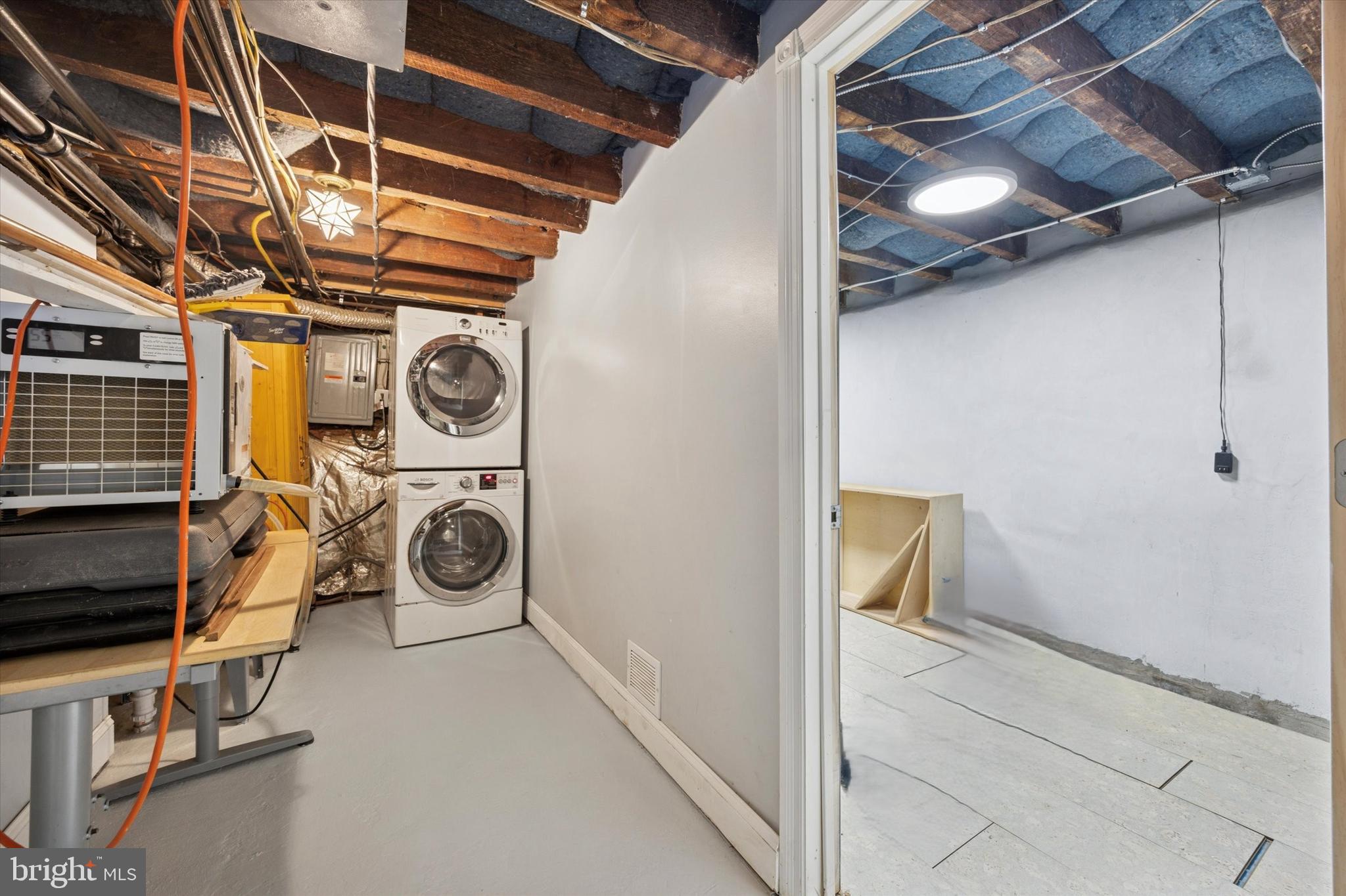 UNIVERSITY CITY - Residential