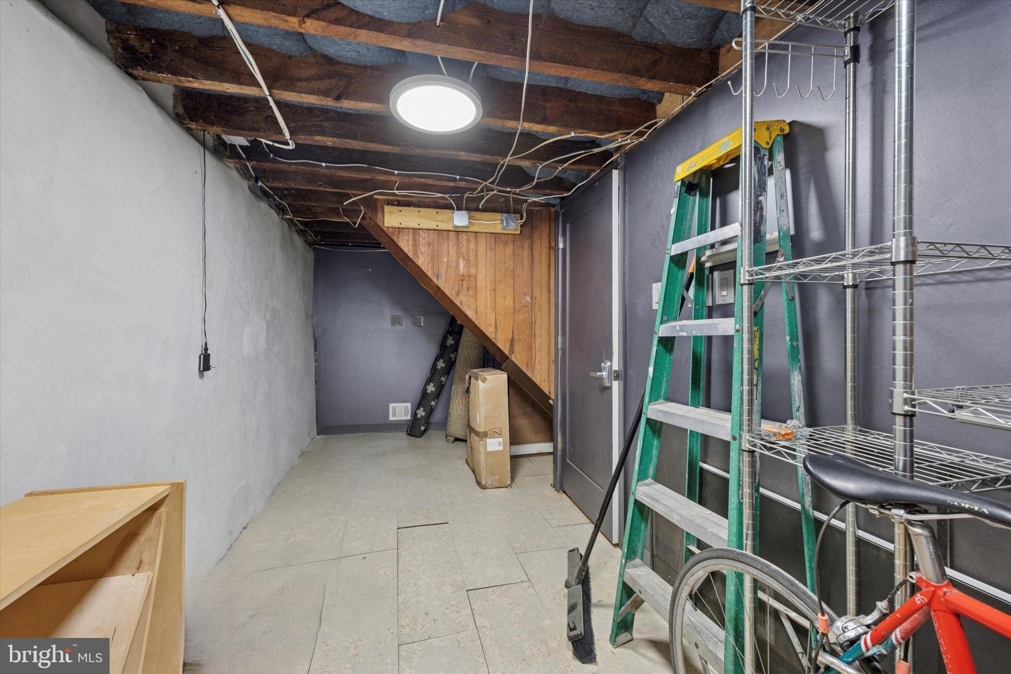 UNIVERSITY CITY - Residential