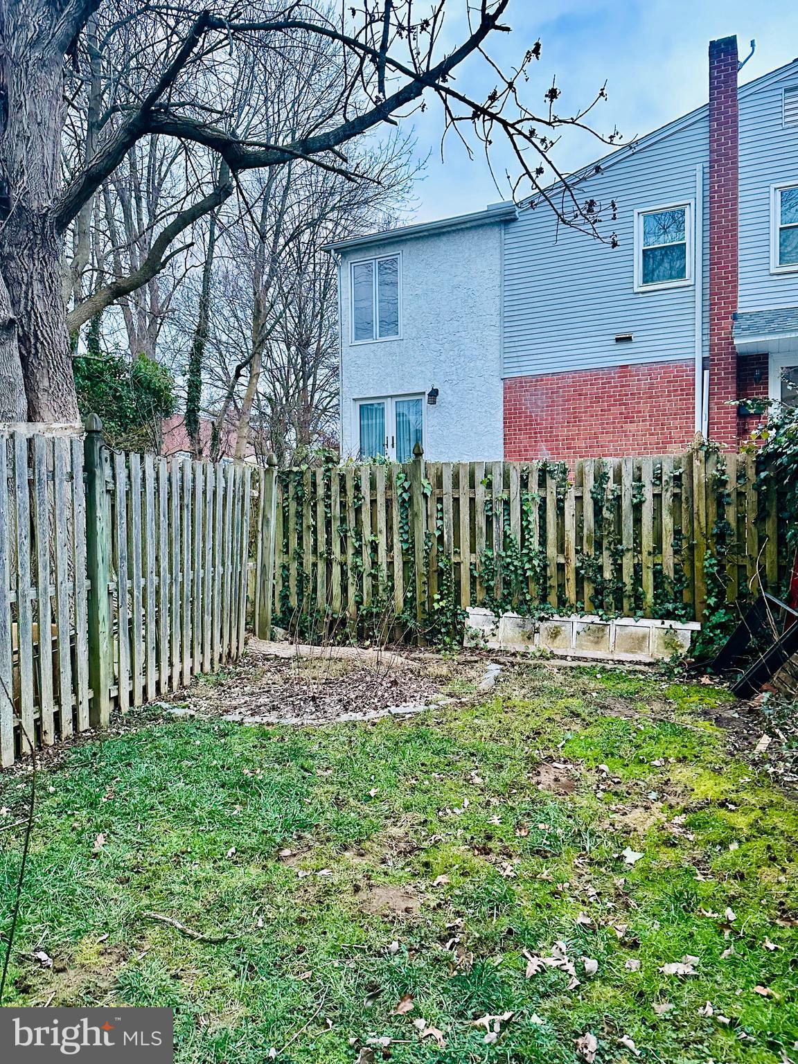 GARRETT HILL - Residential