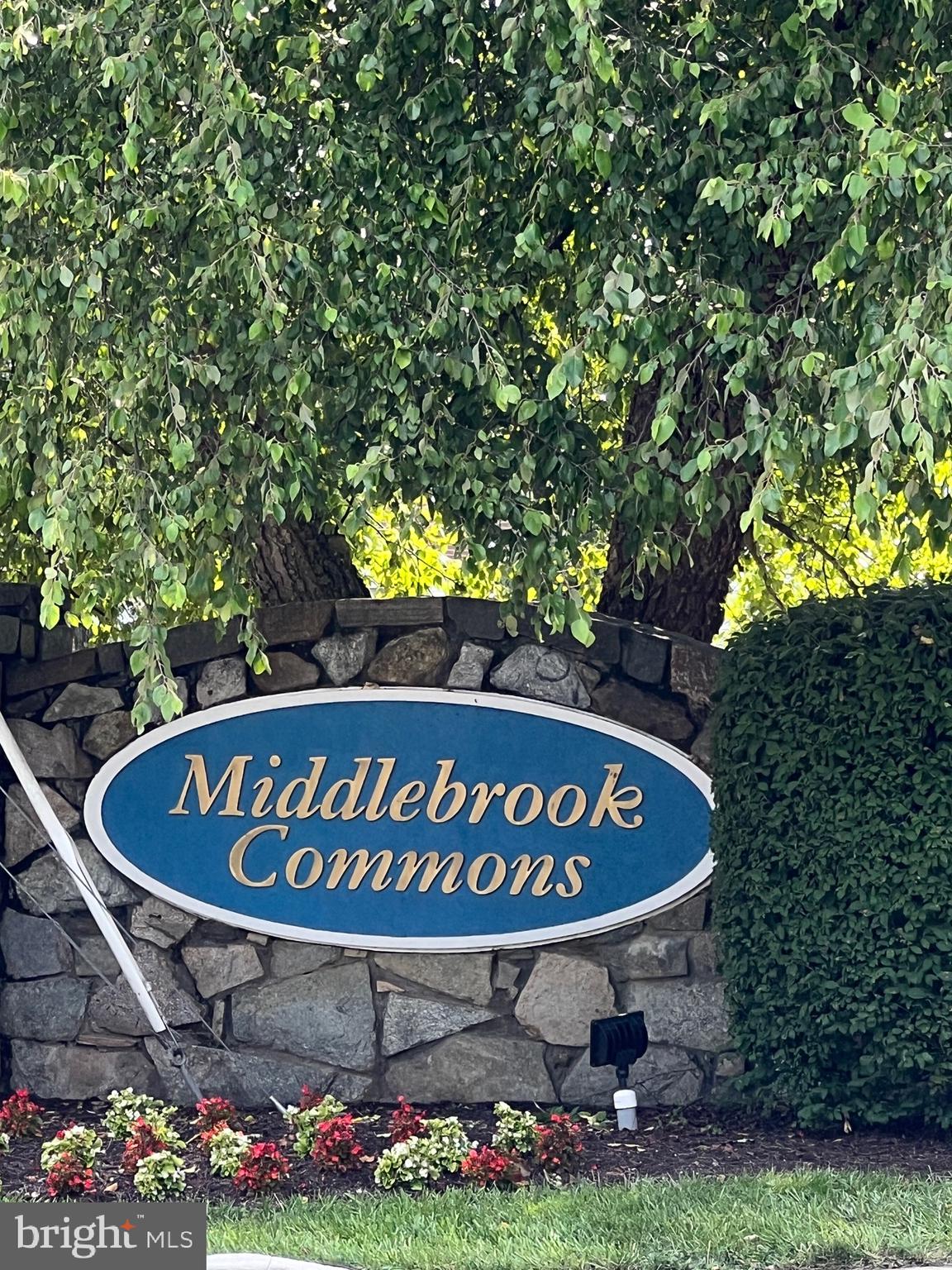MIDDLEBROOK COMMONS - Residential