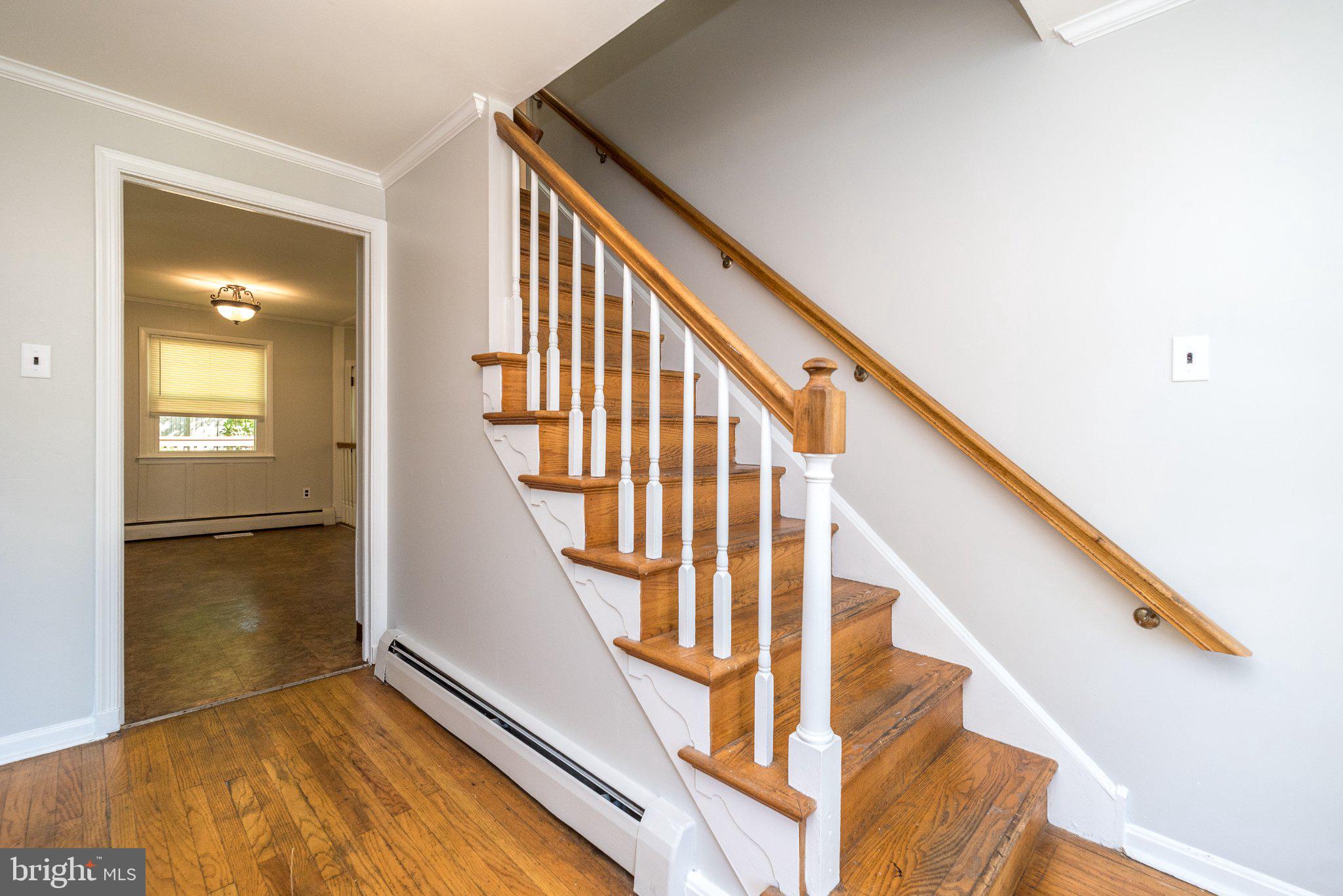 614 W BROOKHAVEN ROAD