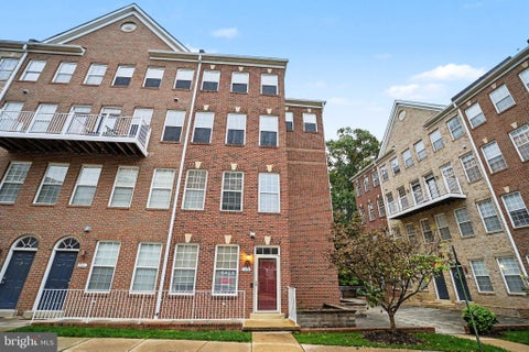 Photo of 2663 Manhattan Place #112, VIENNA, VA 22180 (MLS # VAFX2317756)
