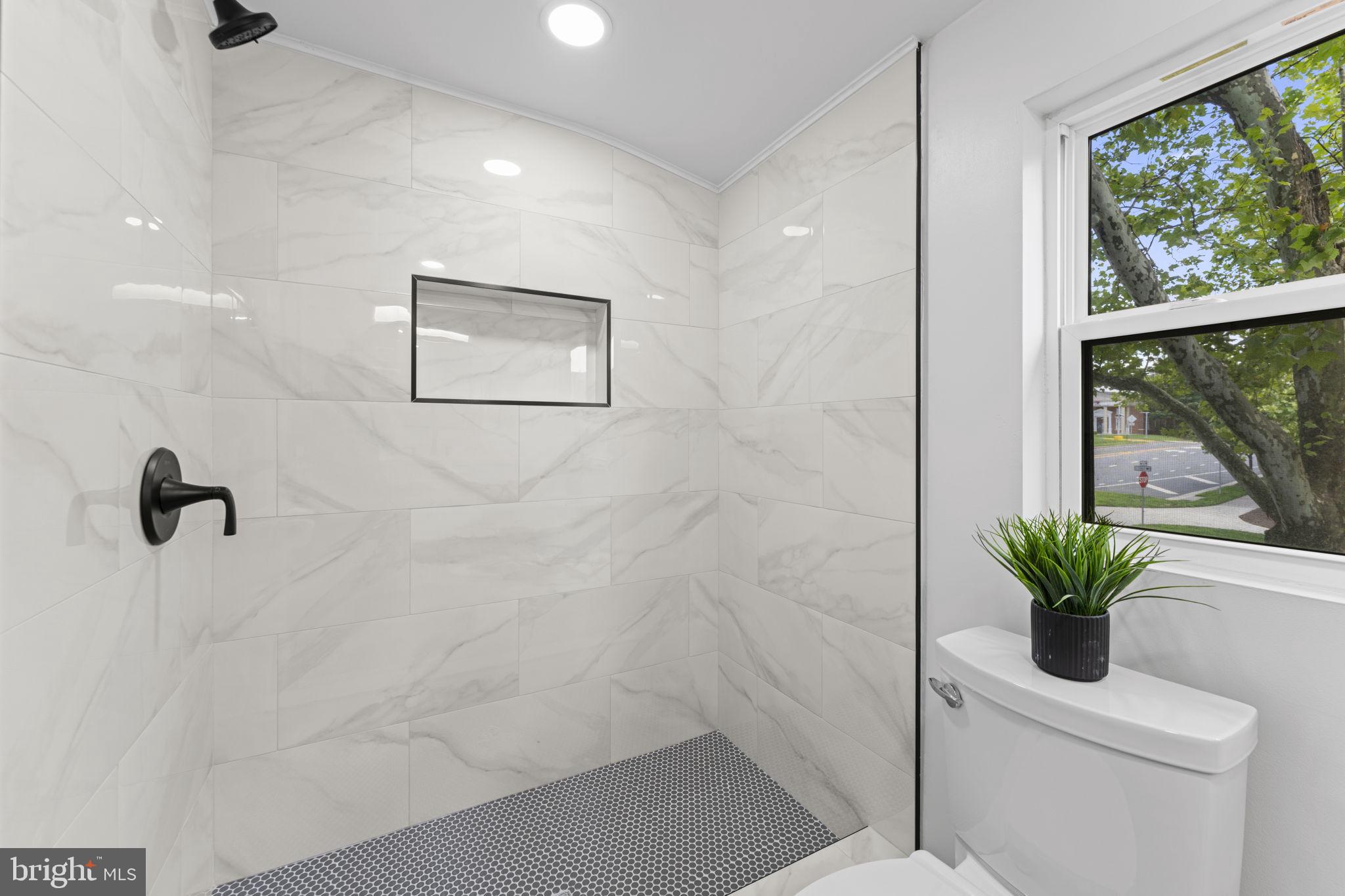 GROVETON HEIGHTS - Residential