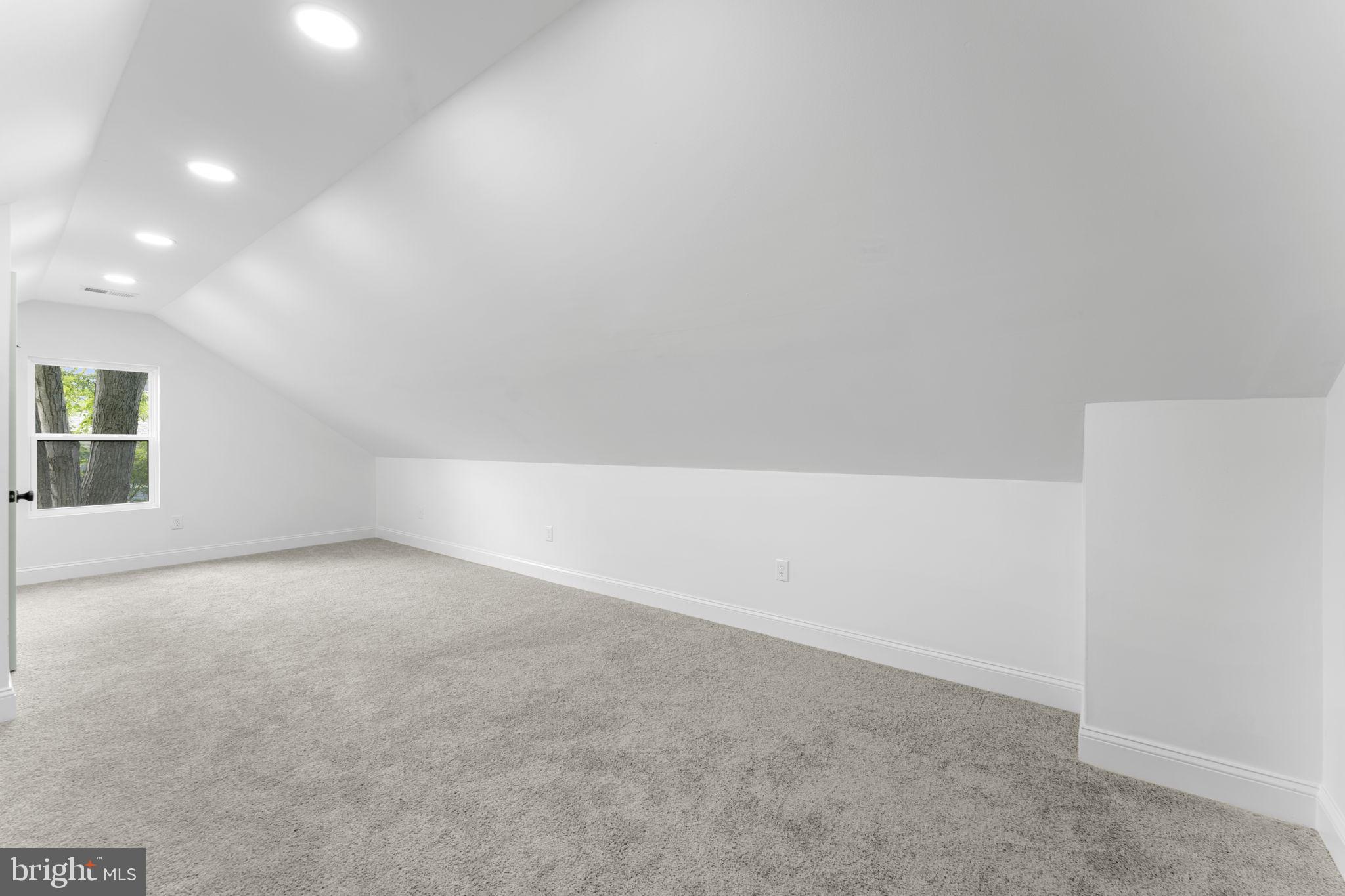 GROVETON HEIGHTS - Residential