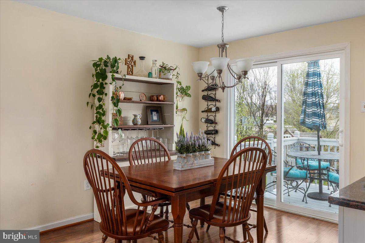 HENSEL STONE WOODS - Residential