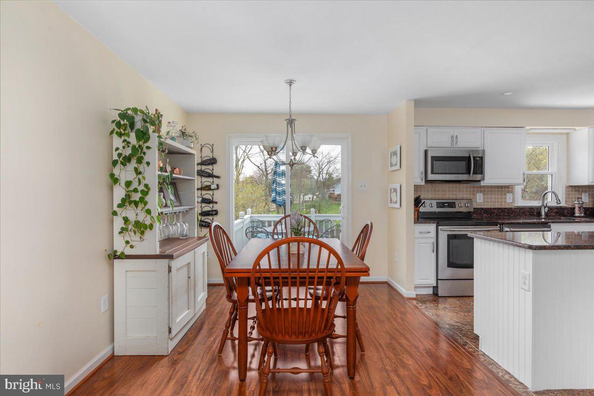 HENSEL STONE WOODS - Residential