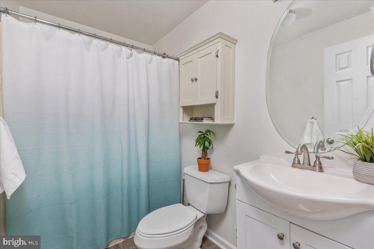 HENSEL STONE WOODS - Residential