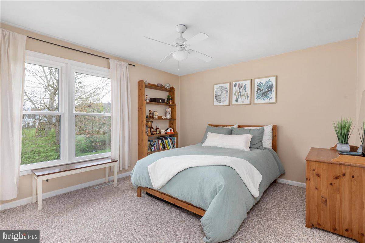 HENSEL STONE WOODS - Residential