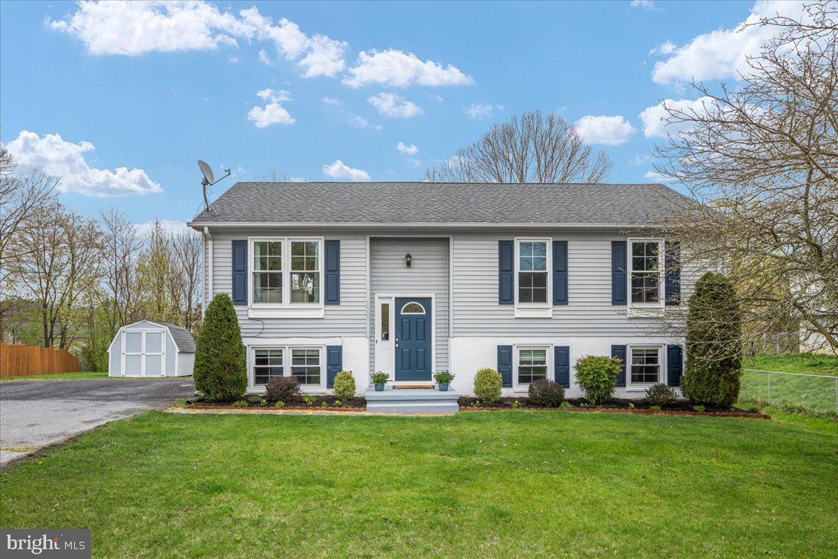 HENSEL STONE WOODS - Residential