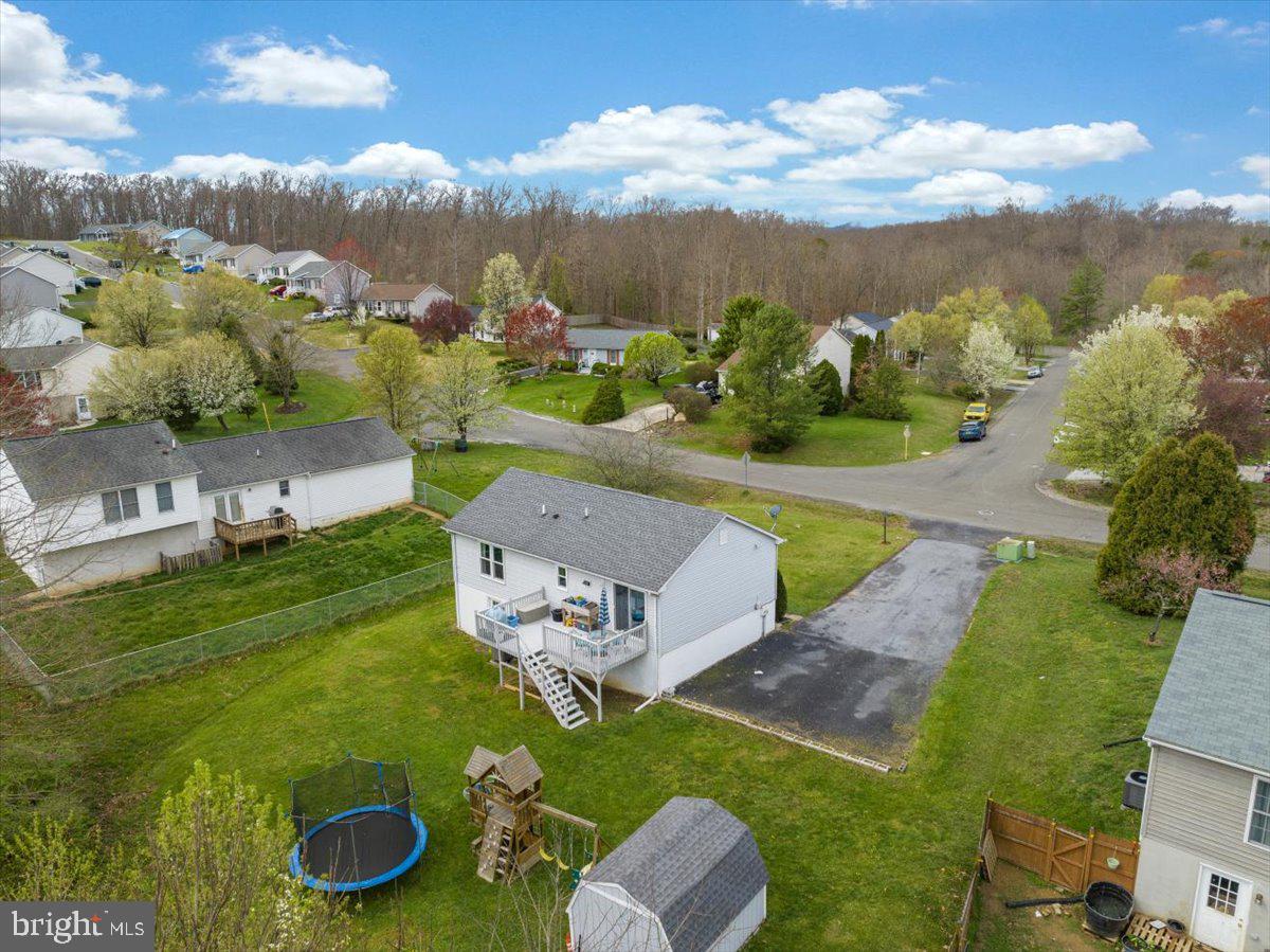 HENSEL STONE WOODS - Residential