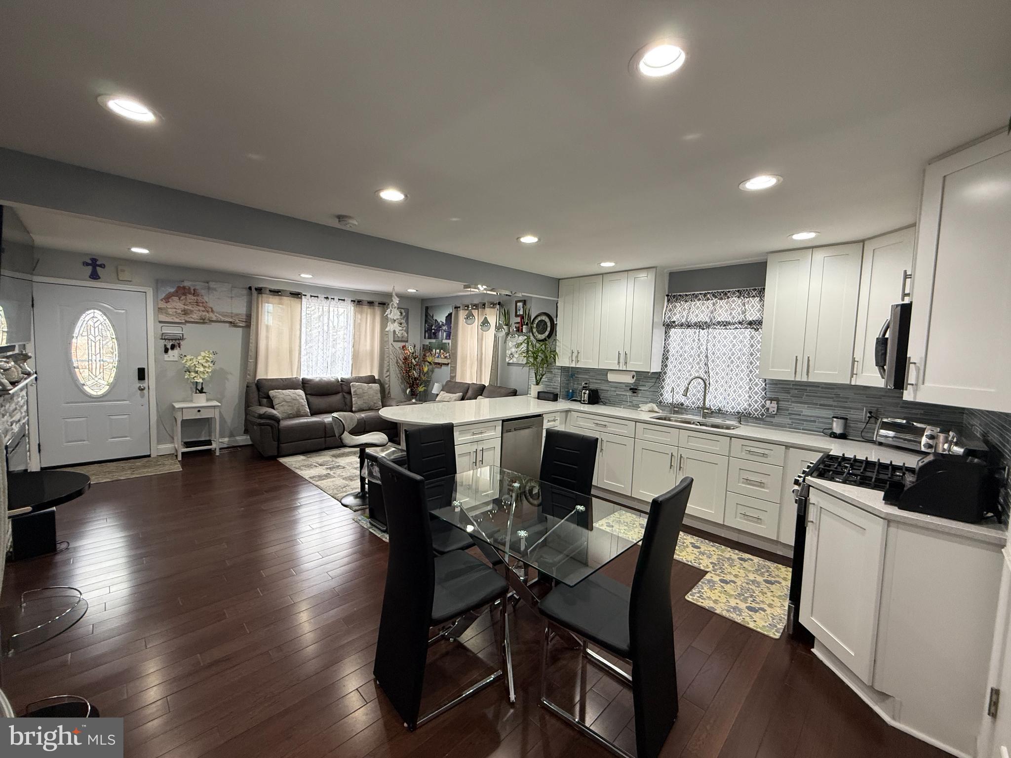 WOODMOOR - Residential