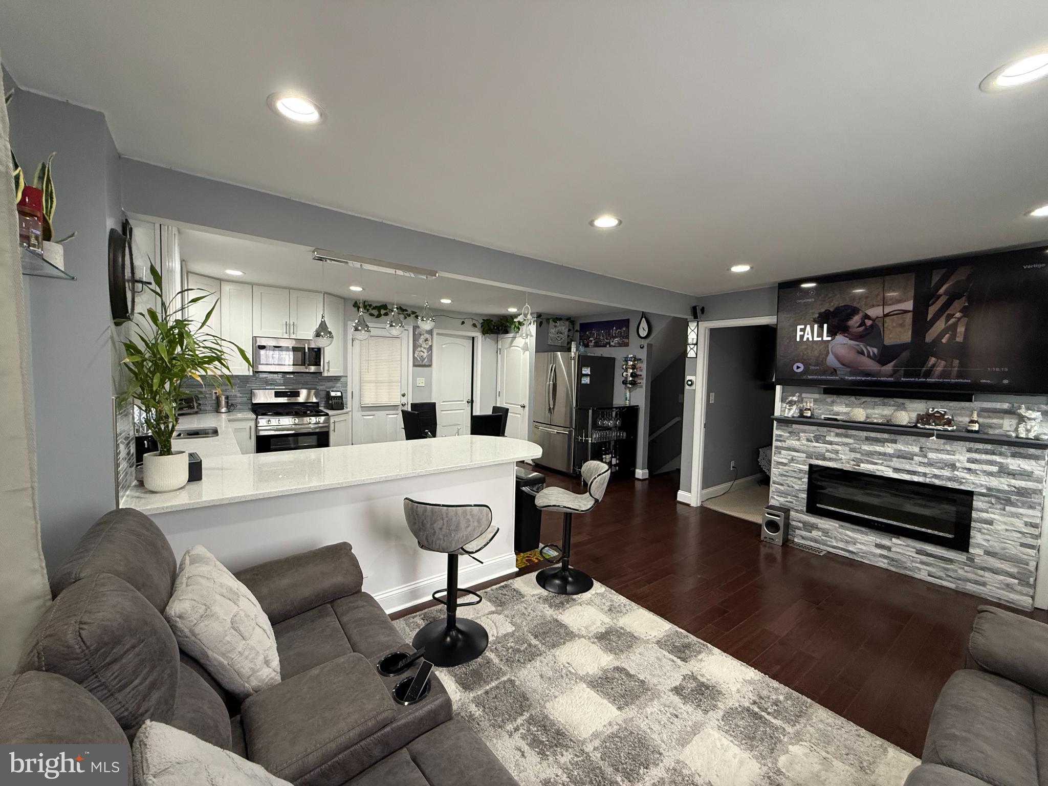 WOODMOOR - Residential