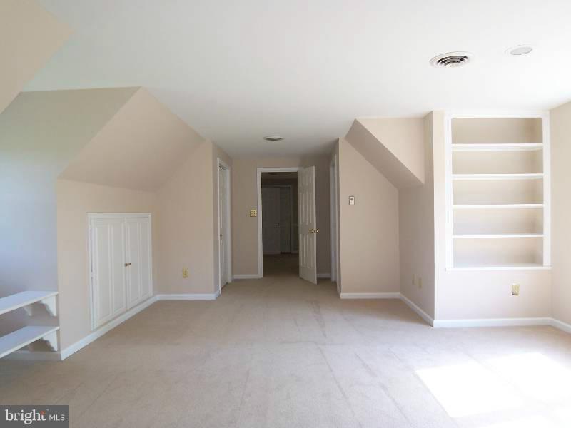 TUSCARORA SPRINGS - Residential Lease