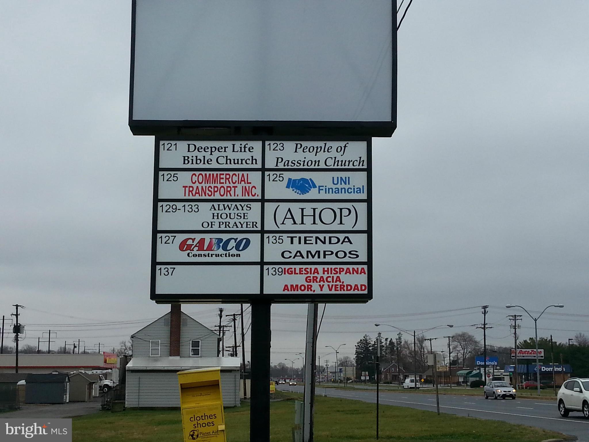 ABERDEEN HILLS - Commercial Lease