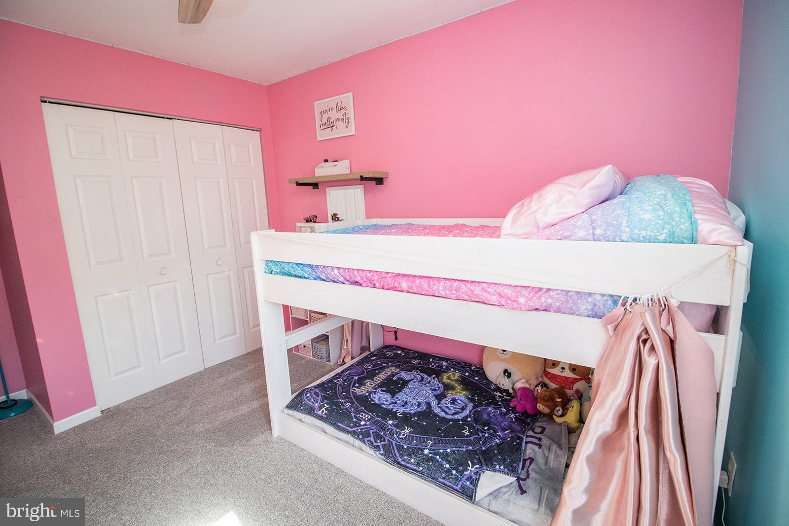 HUNTING QUARTERS - Residential