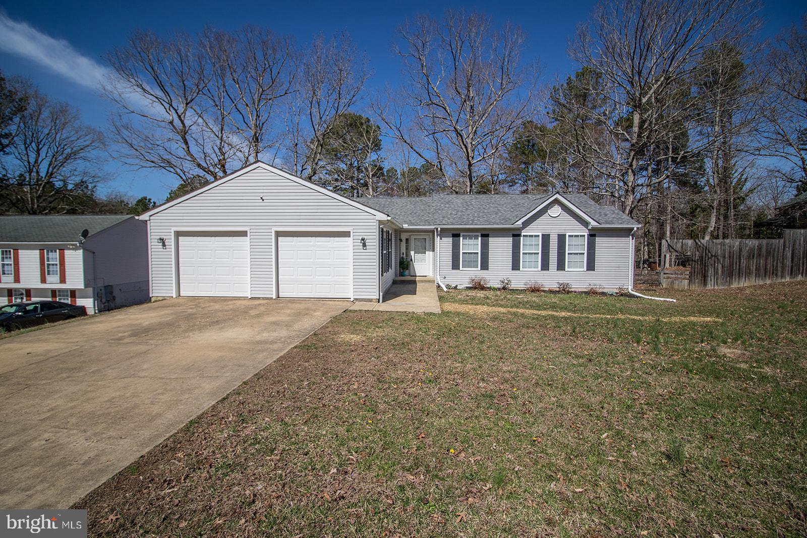 HUNTING QUARTERS - Residential